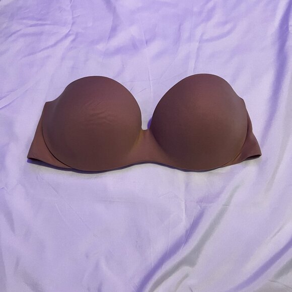 Victoria's Secret Body By Victoria's Strapless Bra - Picture 1 of 4